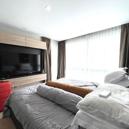 2 Bedrooms Near Pattaya Beach Exterior photo
