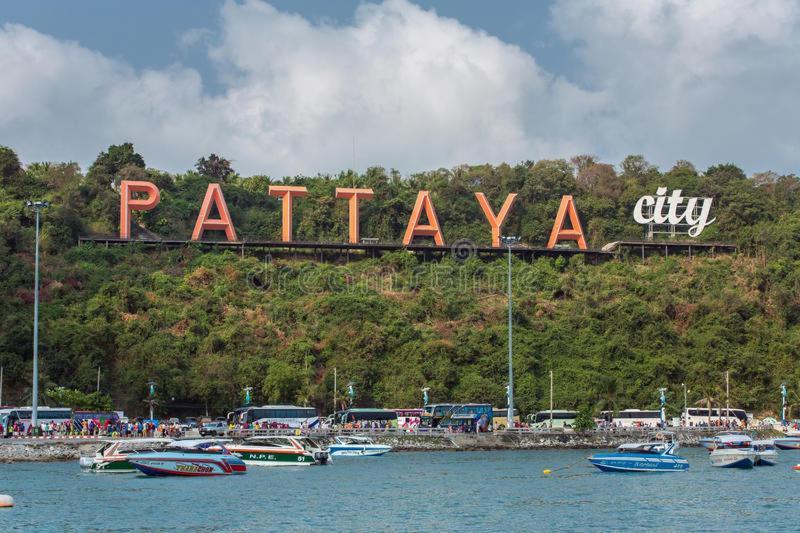 2 Bedrooms Near Pattaya Beach Exterior photo