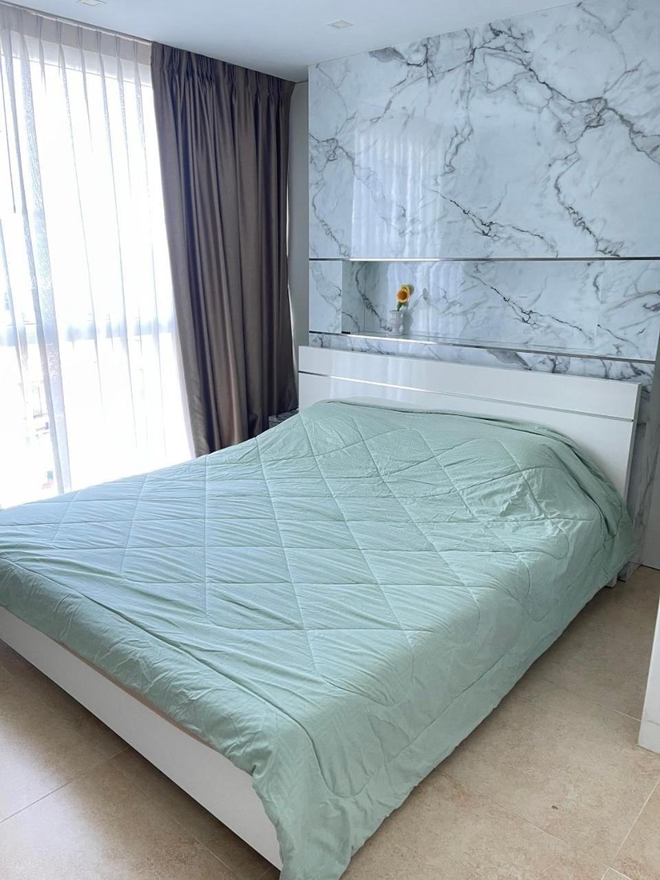 2 Bedrooms Near Pattaya Beach Exterior photo
