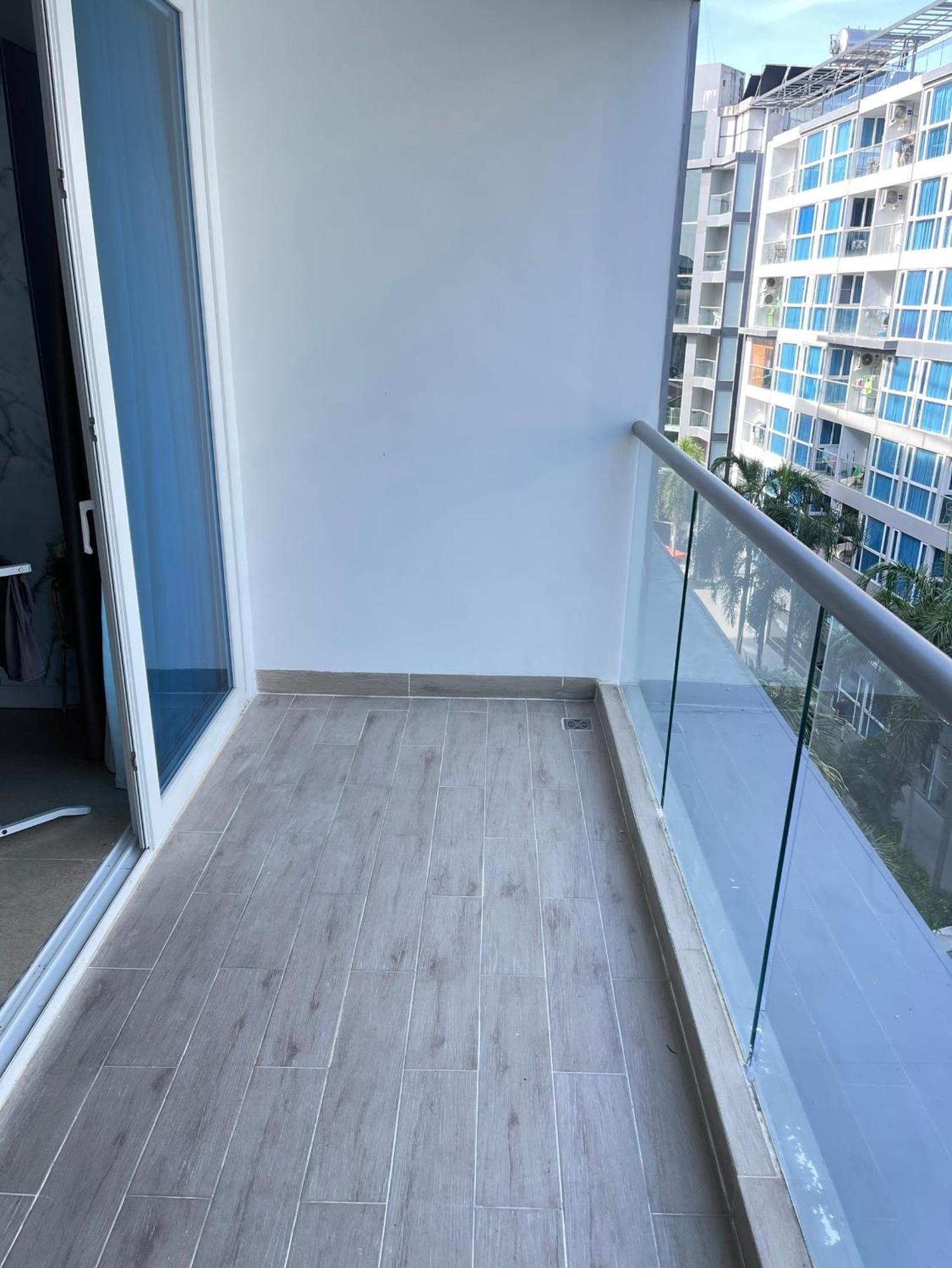 2 Bedrooms Near Pattaya Beach Exterior photo
